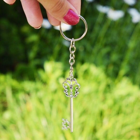 Ornate Royal Key Keychain Accessory - Picture 3 of 5